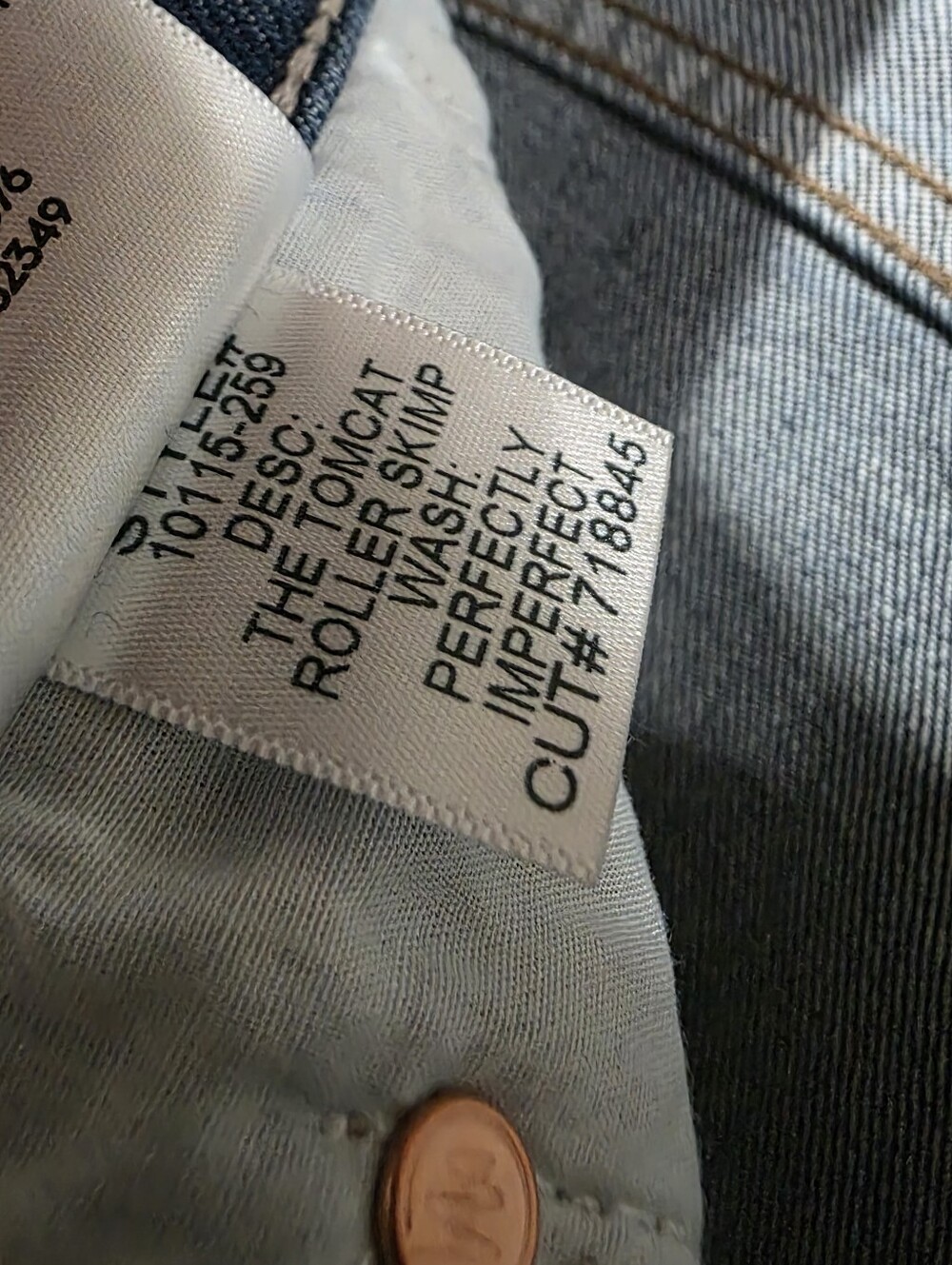 Mother The Tomcat Roller Skimp Flare Jeans - Picture 10 of 10